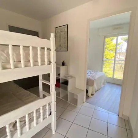 Le Royal - 500m - Wifi - Parking Apartment *